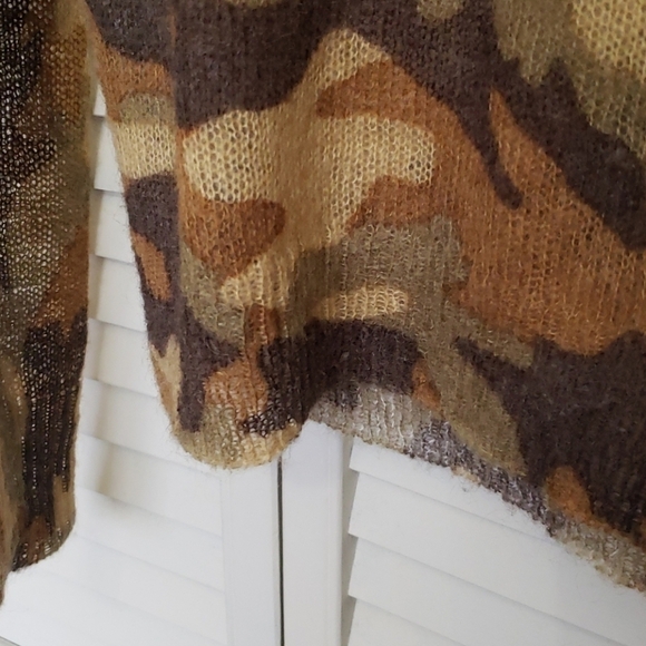 Micheal Kors Fine Knit Wool/Mohair Sweater, Sz XS - Picture 5 of 7